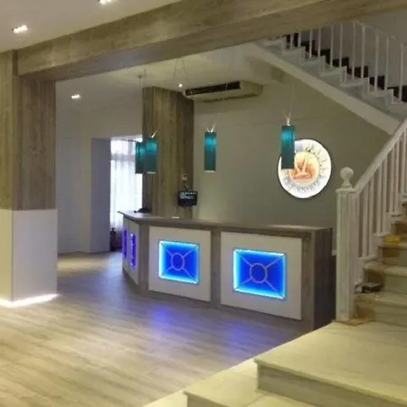 فندق بلاناس 3*