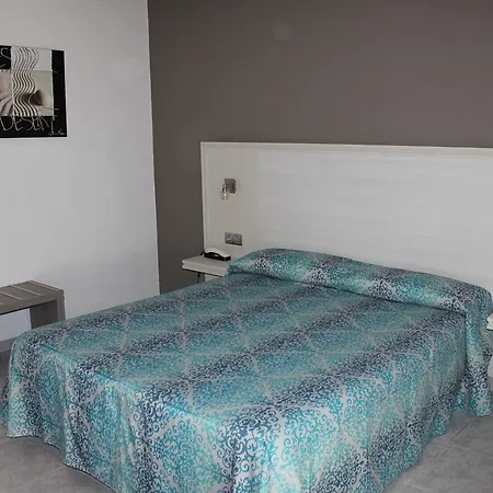 بلاناس 3* سالو