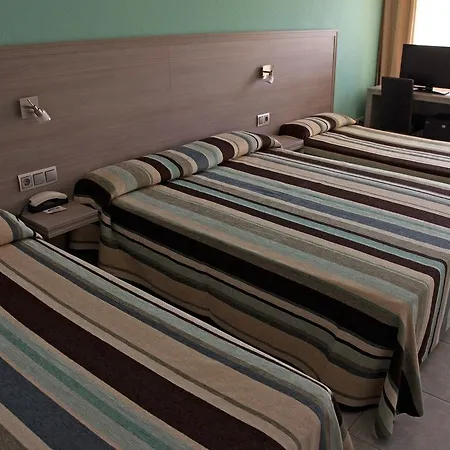 بلاناس فندق 3*